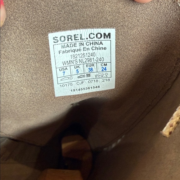 SOREL JOAN OF ARCTIC WEDGE LACE UP 8 Tall ASH Women Boots Waterproof EUC size 7 - Picture 12 of 15